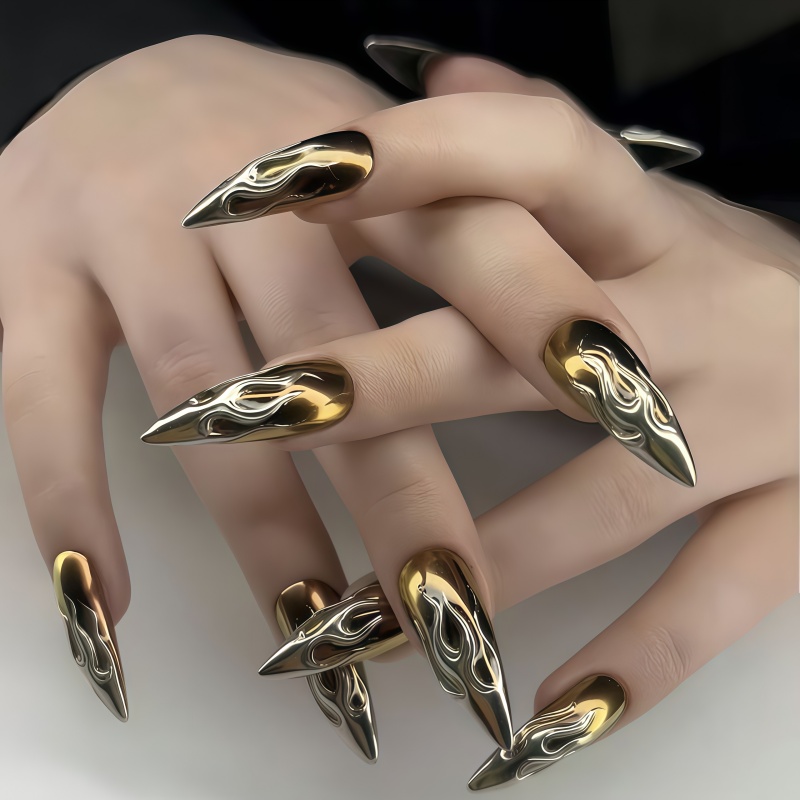 Nail Art Gold - 24 قطعة أظافر صناعية ثلاثية الأبعاد