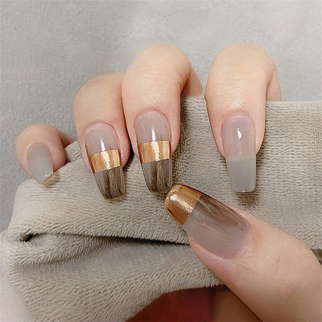 Nail Art Ombre - 24 قطعة أظافر صناعية متوسطة الطول