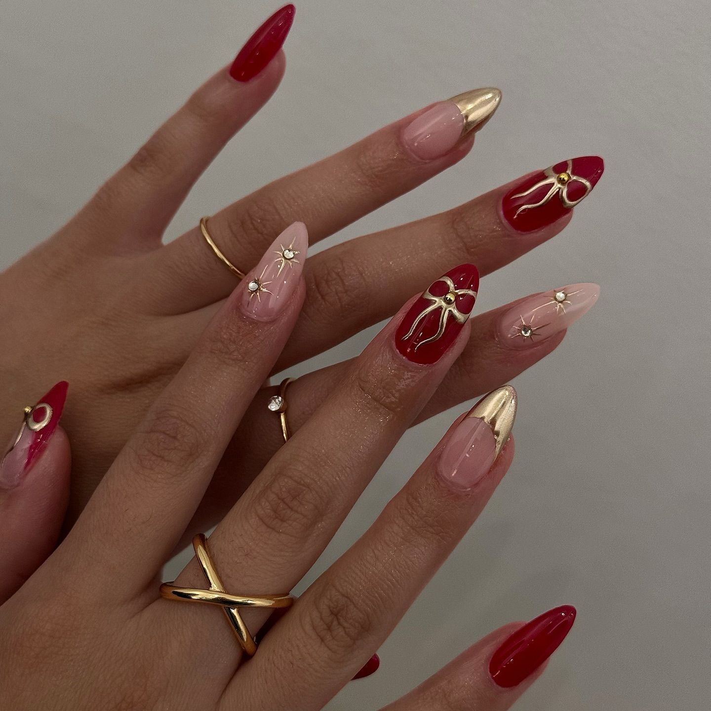 24 قطعة من الأظافر الاصطناعية  - مراجعة Nail Art Red Wine وسعره
