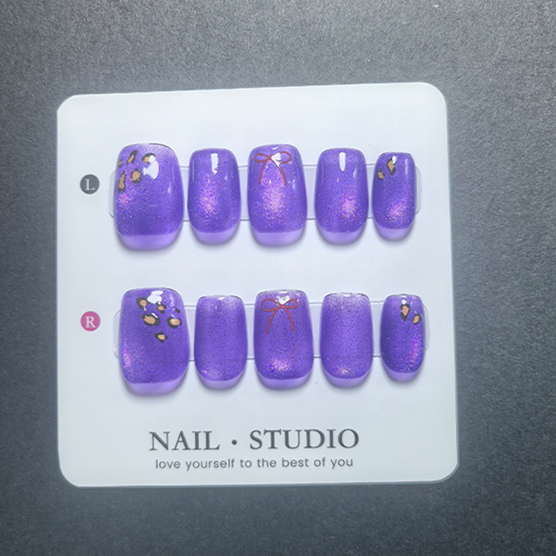 أظافر صناعية بتصميم عين القط،  - مراجعة Nail Art Eye Cat وسعره